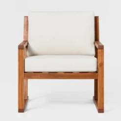 Saracina Home Modern Slat-Back Acacia Outdoor Arm Chair With Cushions -Saracina Home GUEST 8c100c19 cce6 4263 bf19 7df869ee1e9b